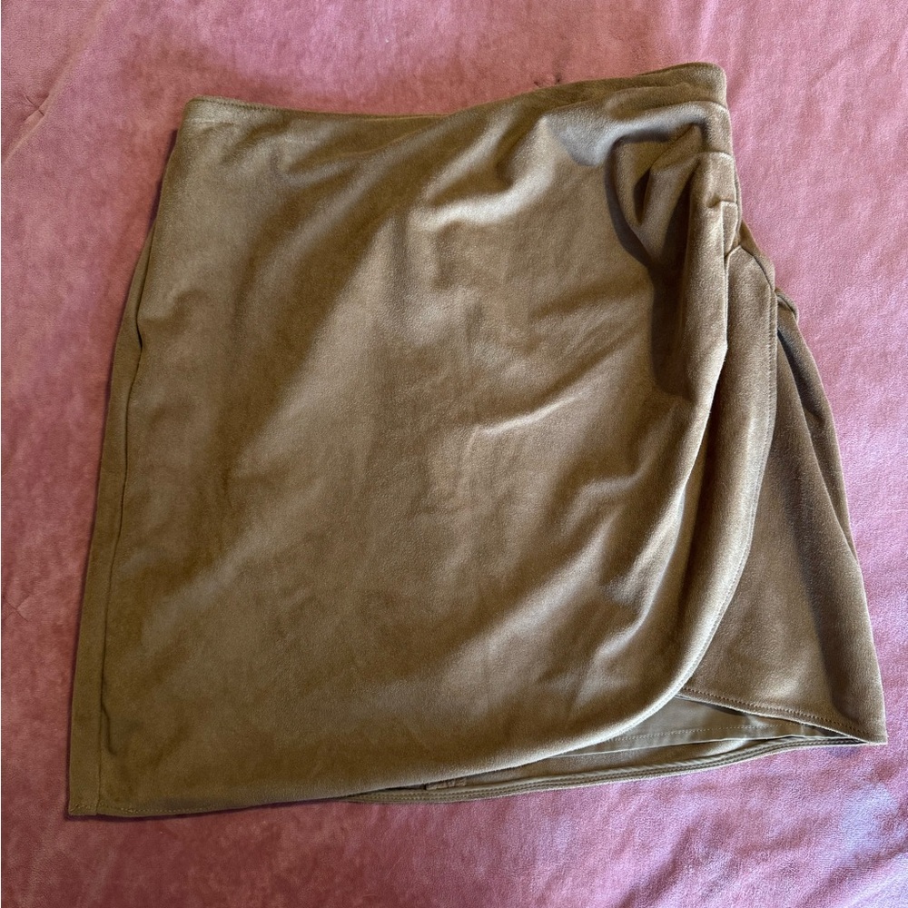 A&F faux suede skirt